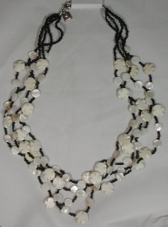 Ivory Shell and Wood Necklace 9711322