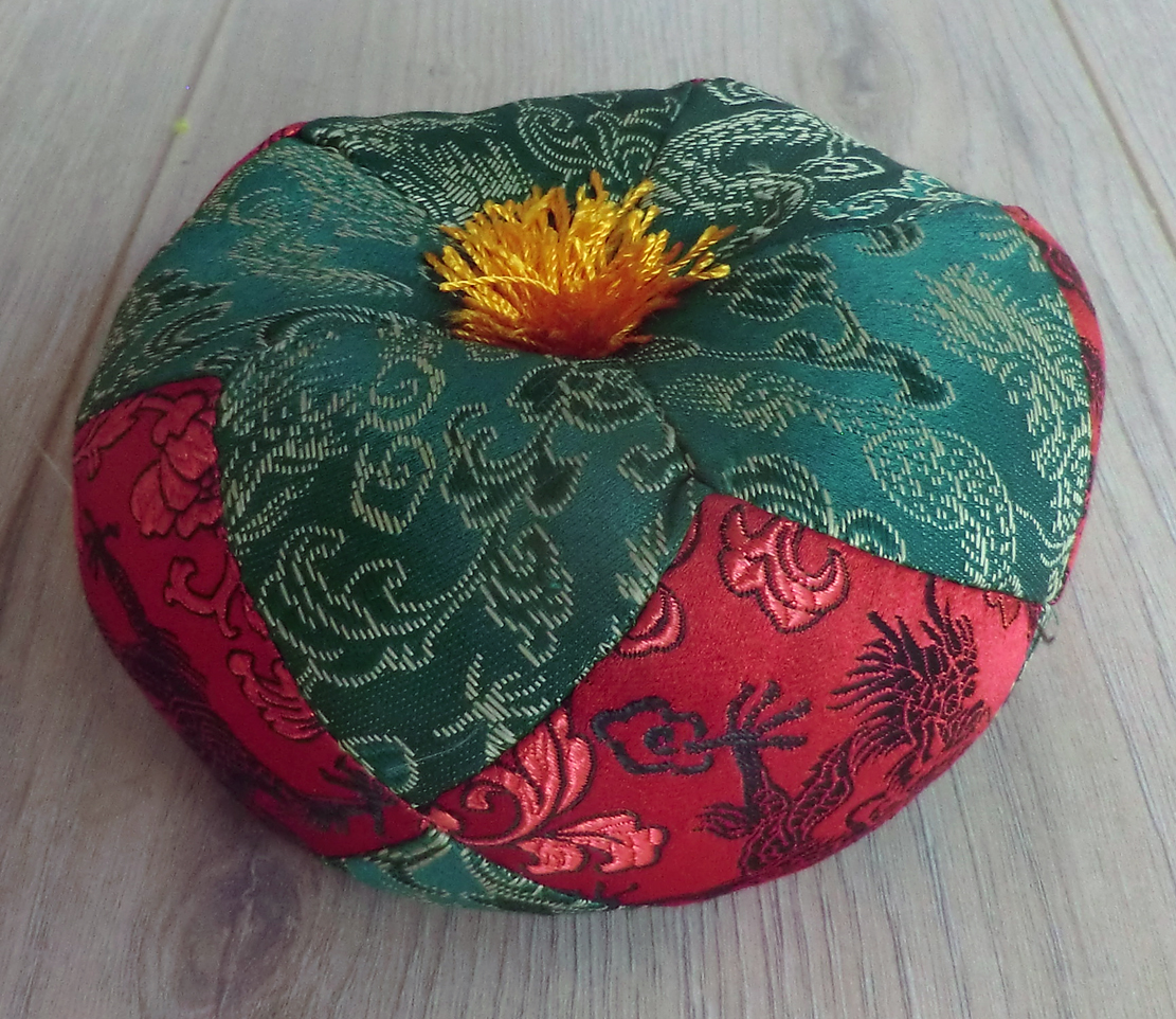 Extra Small Green/Red Brocade 9cm Tibetan Singing Bowl Cushion