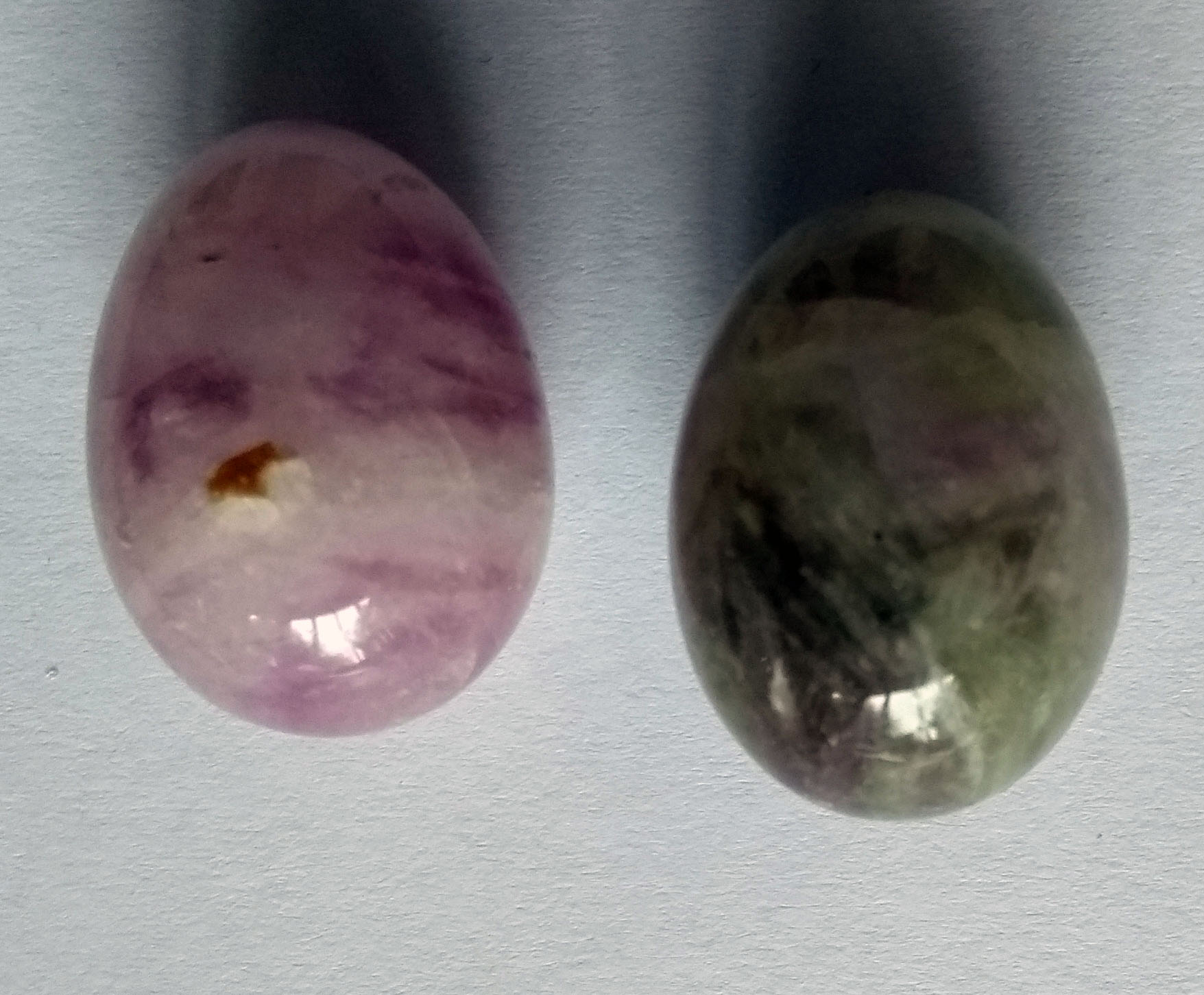 Small Varied Darker Fluorite Egg (5A)