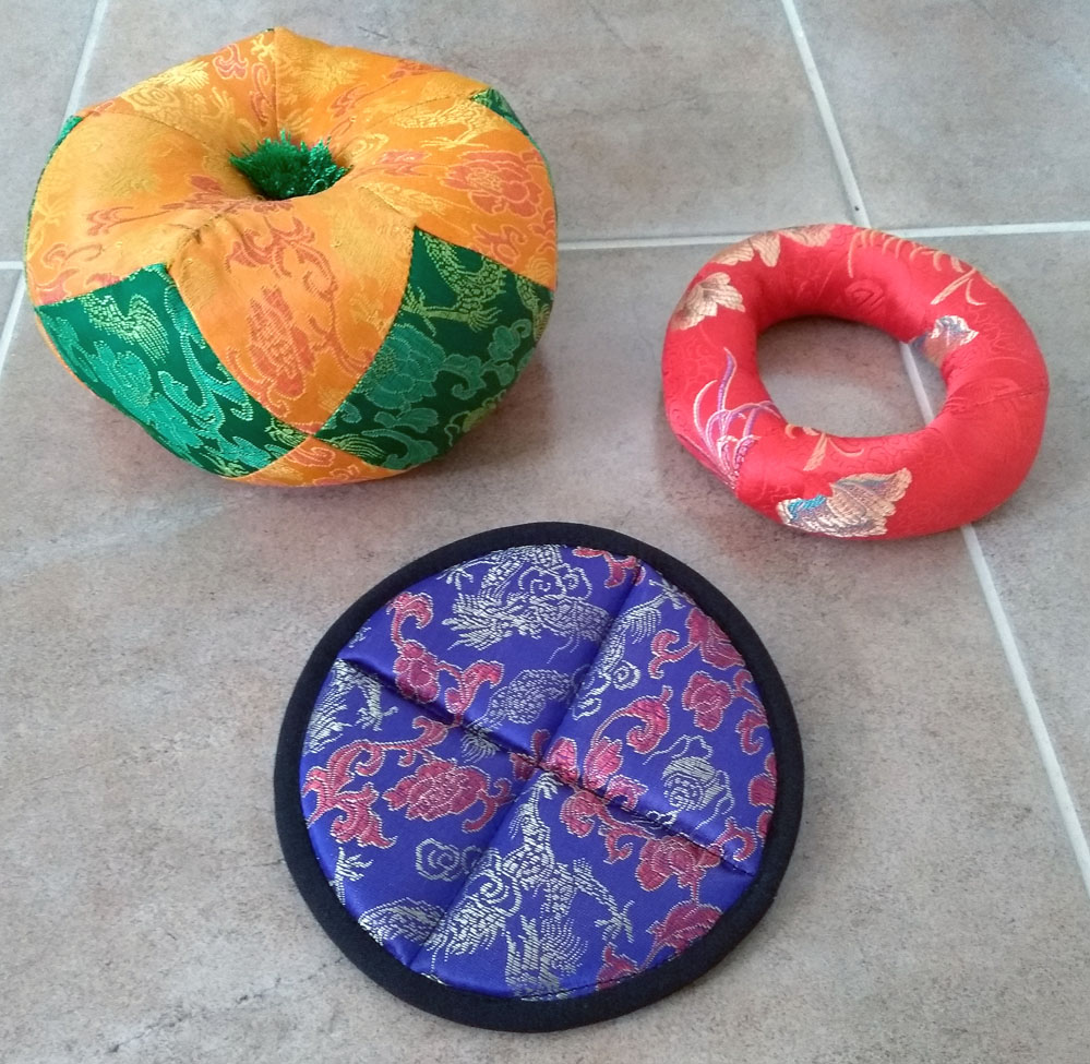 Cushions, Rings and Mats