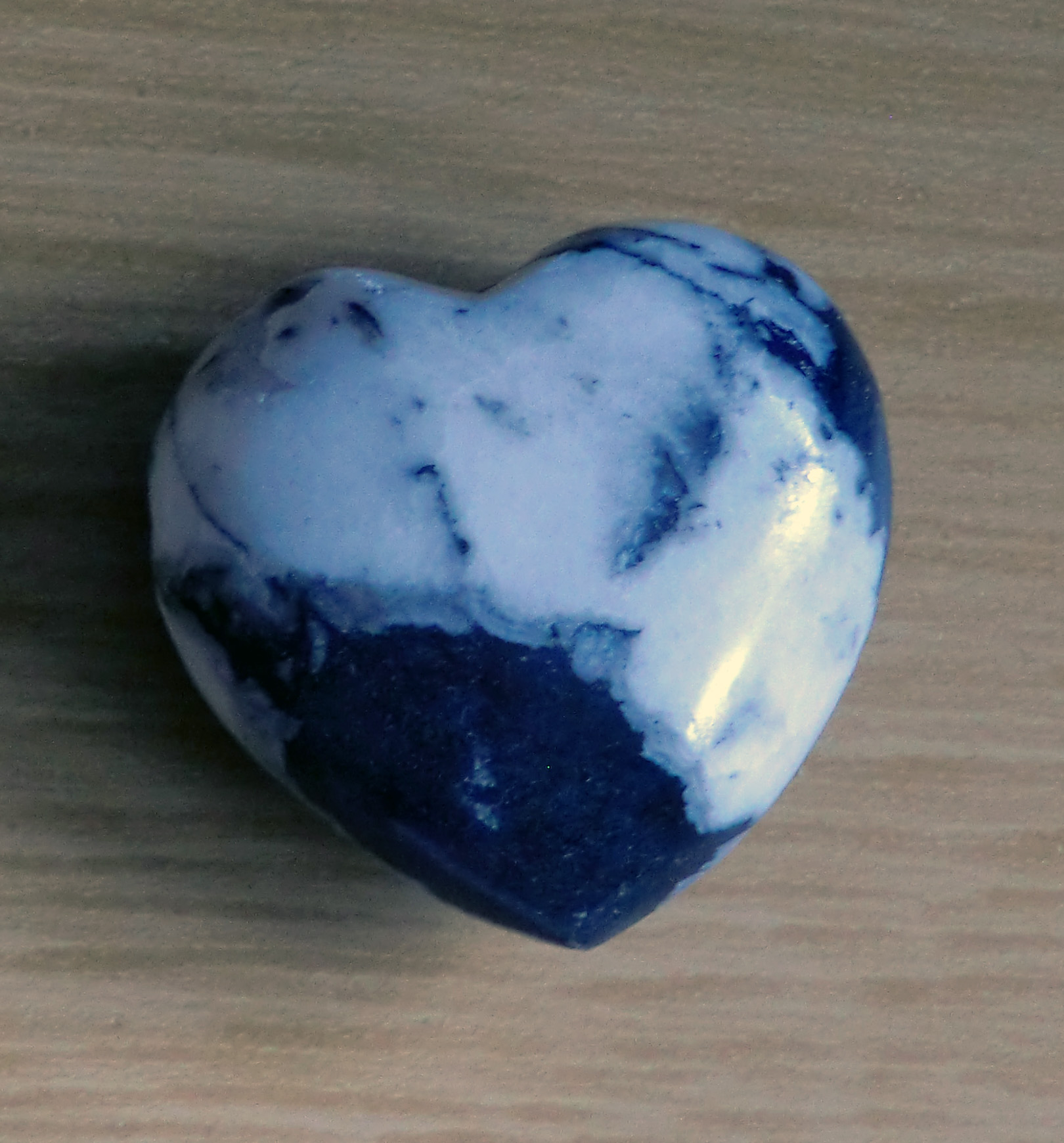 Chrysanthemum Stone Mini Puff Heart