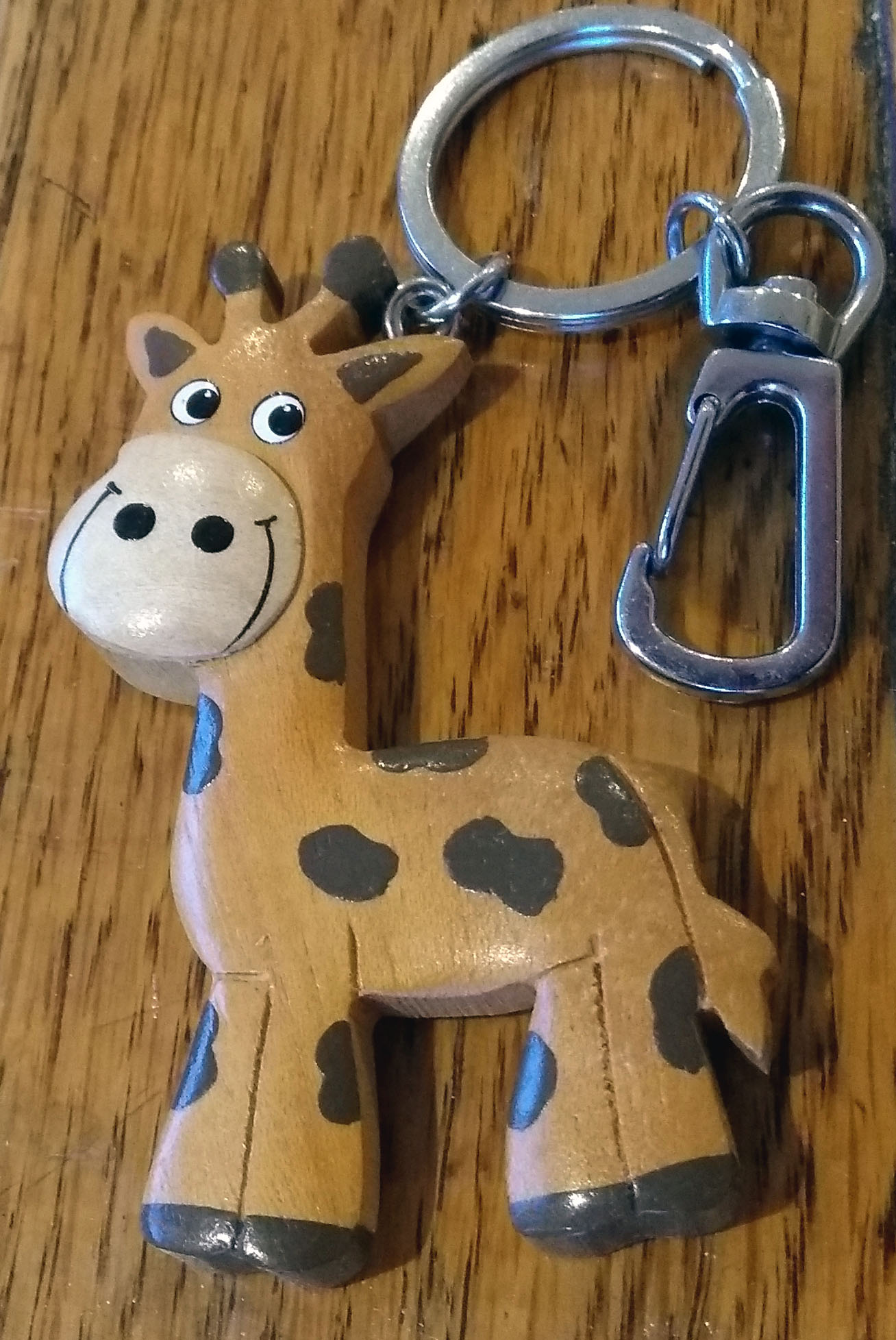 Large Giraffe Side View Key Ring