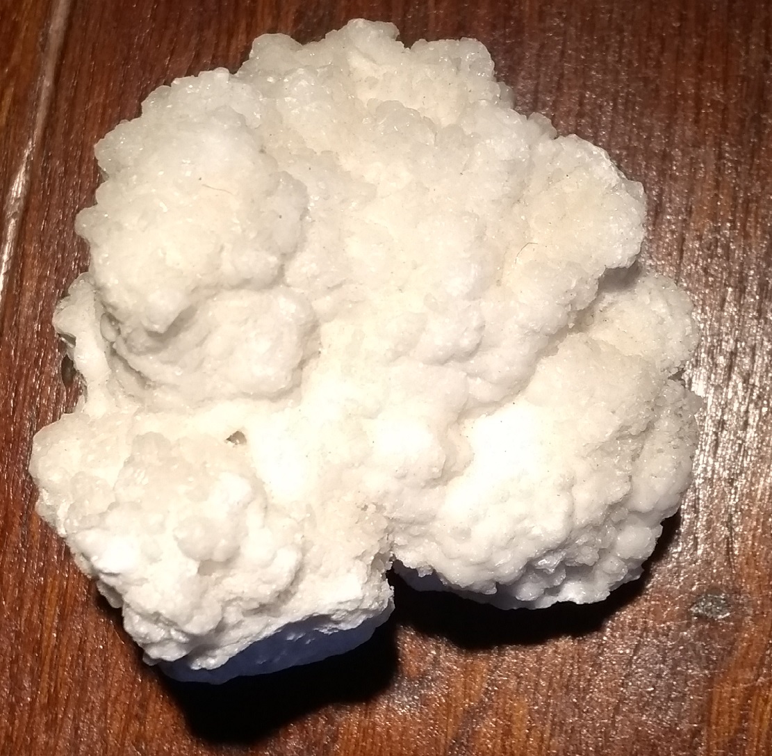 Mystery White Mineral No 29.1