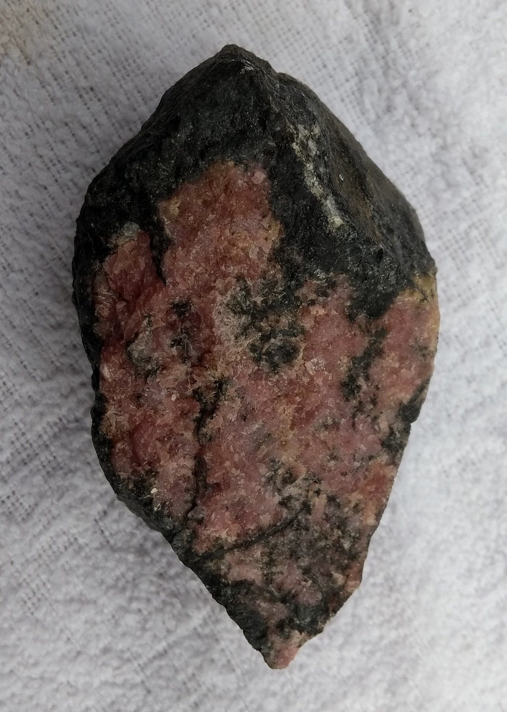 Mystery Specimen Pink Crystals on a Dark Matrix 170g (No 30.5)  Rhodonite?  Rhodochrosite?