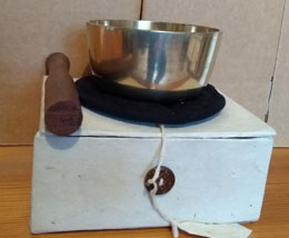 Medium Plus 9cm Tibetan Machine Made Singing Bowl Box Set