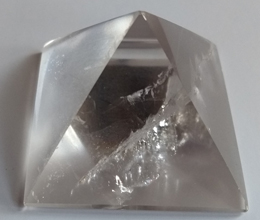 Quartz Pyramid 35mm Wide (Box 30)