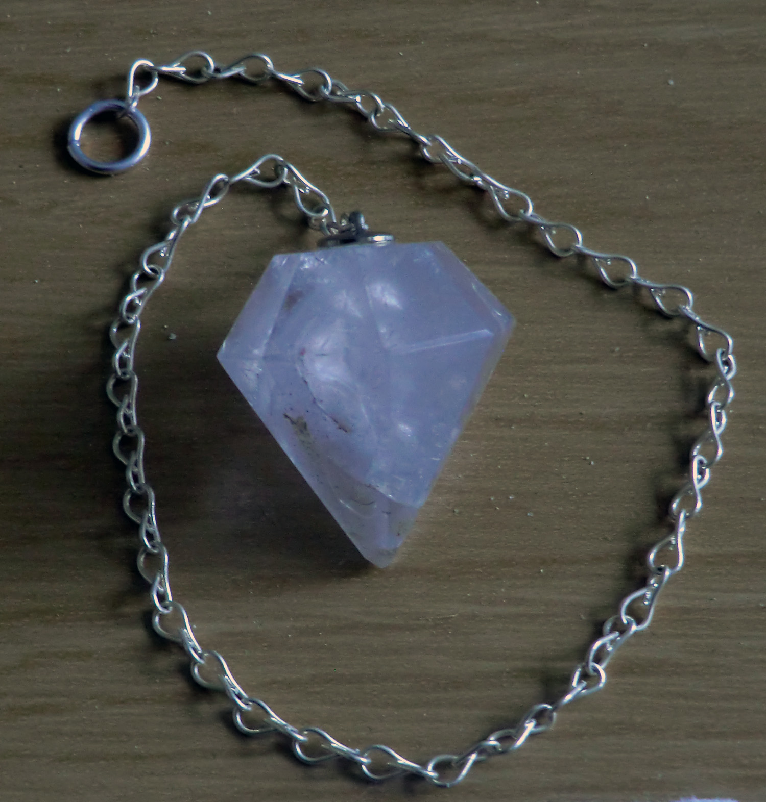 Quartz Rock Crystal Hexagonal Dowsing Pendulum 25mm