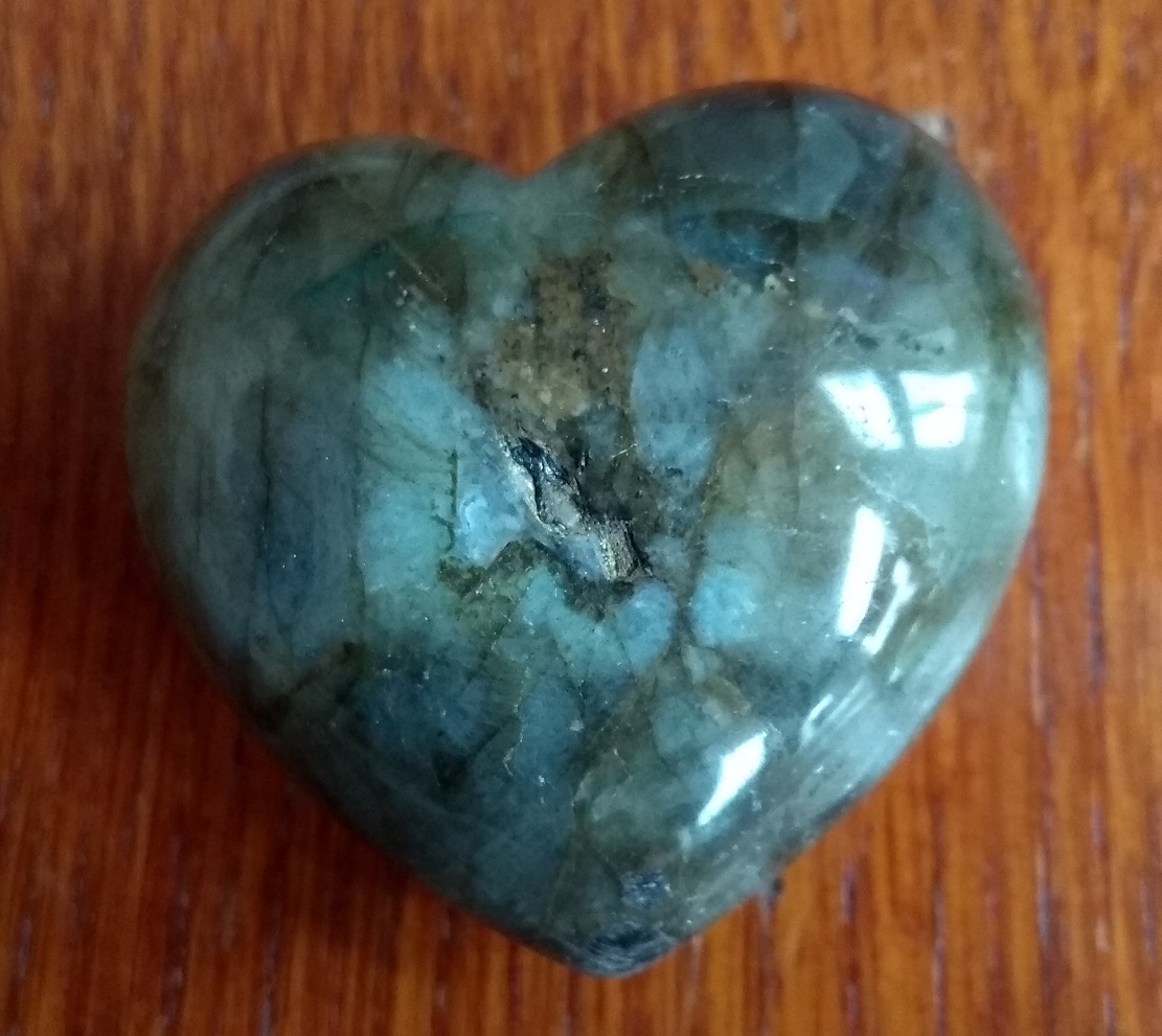 Labradorite Puff Heart 40mm