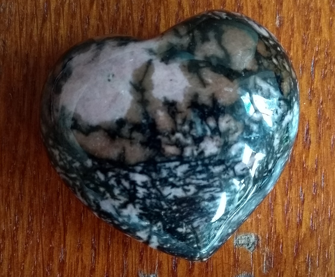 Rhodonite Puff Heart 40mm