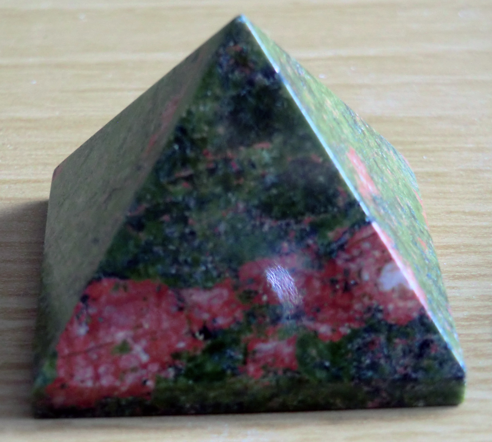 Crystal Pyramid 04 Unakite 37mm Square