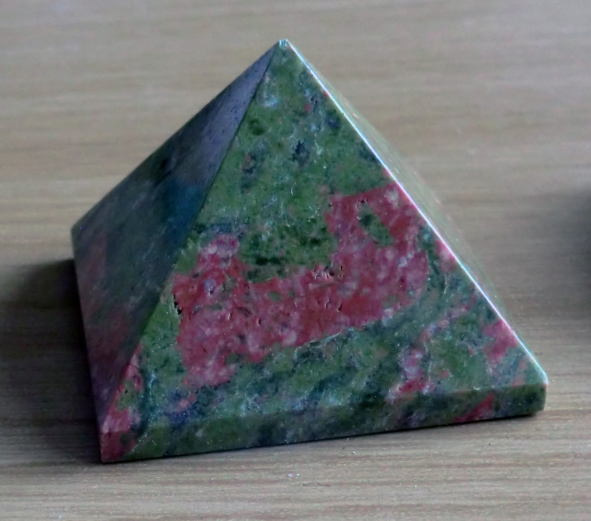 Crystal Pyramid 22 Unakite 37mm Square