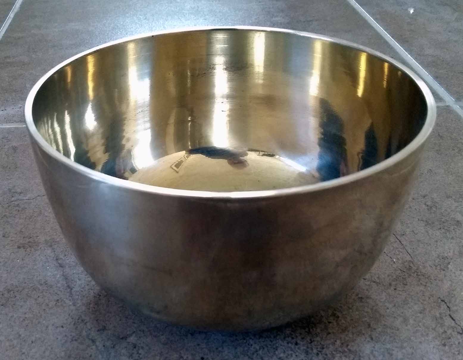 Machine Made Metal Bowl 800g and 147mm Diameter 