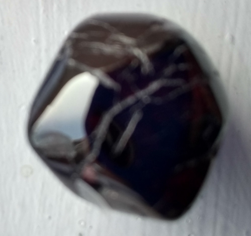 Garnet Tumble Stones 15mm
